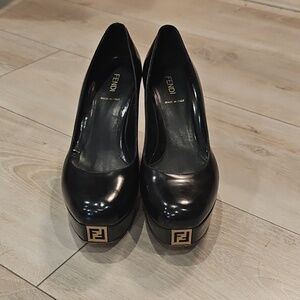 Fendi Black Leather Platform Pumps with Logo Plaque